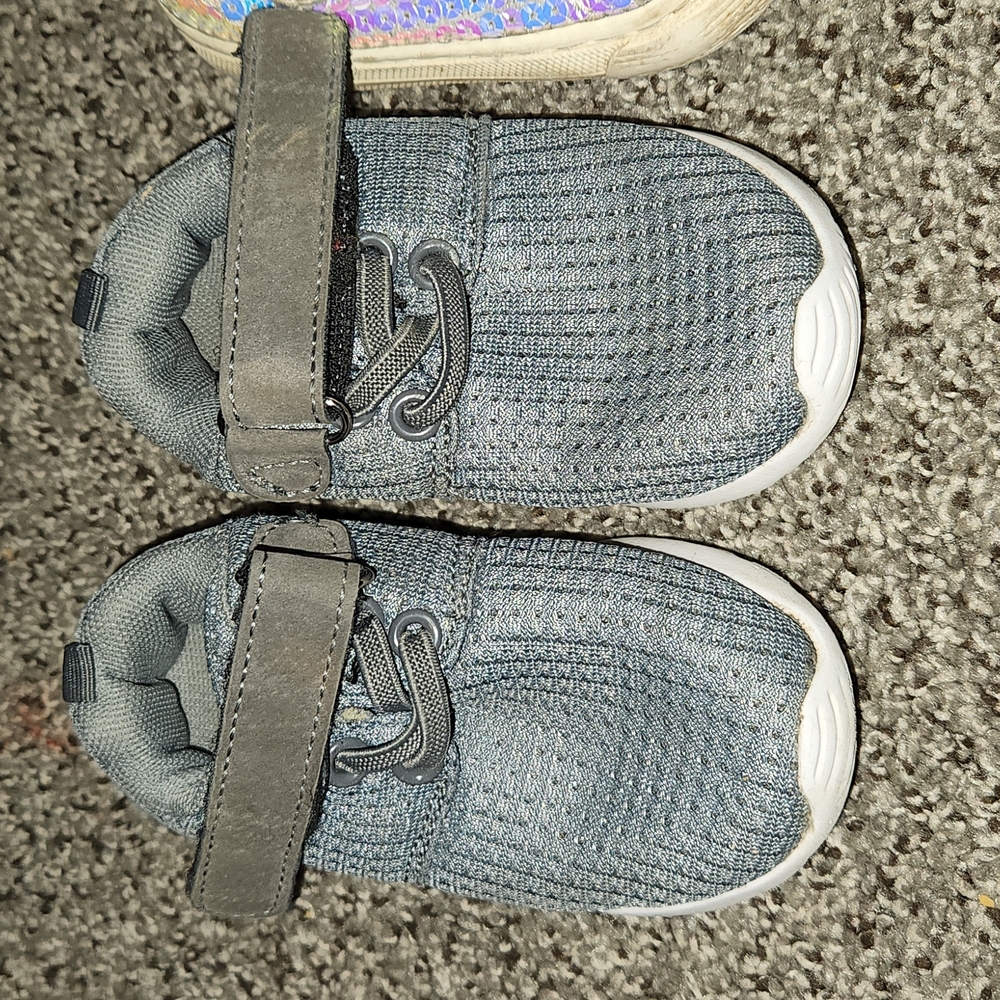 Kids shoes
